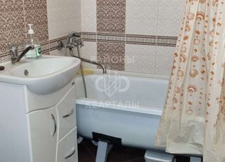 Продаю 2-ком. квартиру, 45.8 м2, Волгоград, Журавлинская улица, 14, Советский район