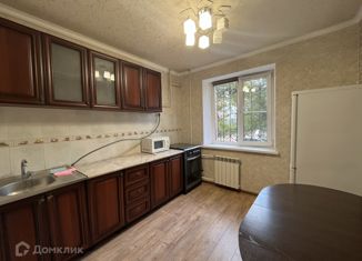 Сдам 3-комнатную квартиру, 65 м2, Белореченск, Родниковый переулок, 1