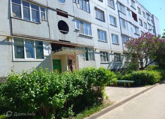 Продается 2-комнатная квартира, 52 м2, Псков, Коммунальная улица, 53