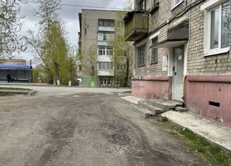 Продам 2-ком. квартиру, 44.3 м2, Соликамск, улица Матросова, 29