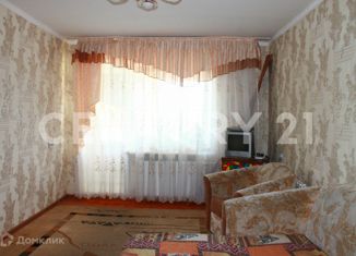 Продается 2-комнатная квартира, 48 м2, село Павловск, Заводская улица, 4Б