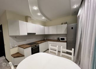 Однокомнатная квартира на продажу, 40 м2, Краснодар, улица Красных Партизан, 1/3к8, микрорайон Светлоград