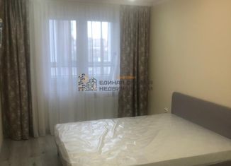 Сдаю в аренду 2-комнатную квартиру, 64 м2, Уфа, улица Минигали Губайдуллина, 10, Советский район