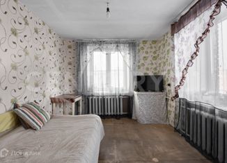 Продается двухкомнатная квартира, 40.9 м2, городской посёлок имени Свердлова, 1-й микрорайон, 33