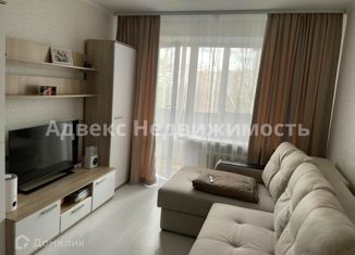 Продаю 1-комнатную квартиру, 33 м2, Тюмень, улица Монтажников, 15