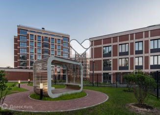 Продам 2-комнатную квартиру, 134 м2, Санкт-Петербург, метро Крестовский остров, Петровский проспект, 24к2