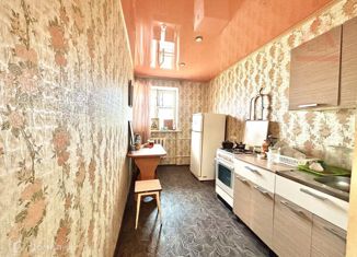 Продаю 2-ком. квартиру, 44.3 м2, Коркино, улица Керамиков, 8