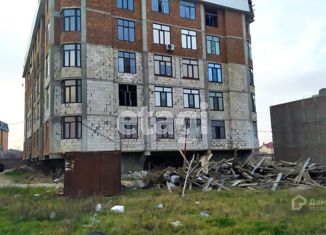 Продается 1-комнатная квартира, 80 м2, посёлок городского типа Семендер, улица Кади Абакарова, 7А