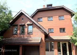 Продаю дом, 320 м2, село Аксиньино