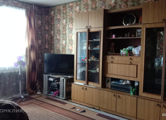 2-ком. квартира на продажу, 53.1 м2, посёлок городского типа Кардымово, Красноармейская улица, 18