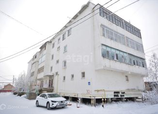 Продам двухкомнатную квартиру, 50 м2, Саха (Якутия), улица Газовиков, 30
