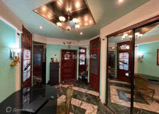 Продажа четырехкомнатной квартиры, 108 м2, Москва, Кутузовский проспект, 45, метро Парк Победы