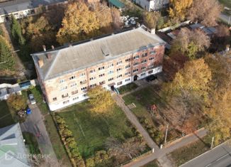 Продаю комнату, 110 м2, Чебоксары, улица М.А. Сапожникова, 17, Калининский район