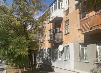 Продам трехкомнатную квартиру, 75 м2, Симферополь, Краснооктябрьский переулок, 10