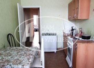 Двухкомнатная квартира на продажу, 61.3 м2, Добрянка, улица Герцена, 40А