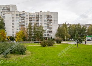 3-комнатная квартира на продажу, 72 м2, Санкт-Петербург, Сиреневый бульвар, 2к1, Сиреневый бульвар
