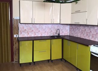 Продаю 3-ком. квартиру, 67.6 м2, посёлок городского типа Кореиз, Южная улица, 60