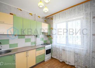 Продается 2-ком. квартира, 53.2 м2, Омск, улица Степанца, 8Б