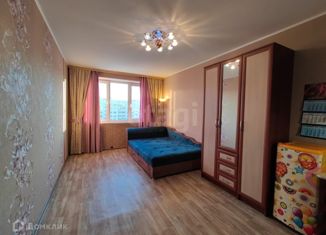 Продается 3-ком. квартира, 70 м2, Санкт-Петербург, Долгоозёрная улица, 11, метро Комендантский проспект