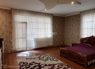 Продается дом, 387 м2, село Гайдук, Короткая улица