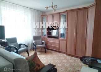 Сдается в аренду 2-комнатная квартира, 45 м2, Москва, улица Богданова, 4, район Солнцево