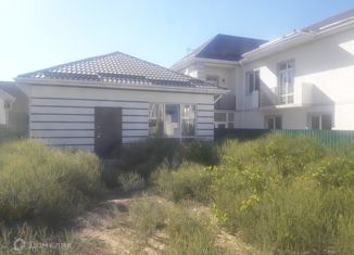 Продам дом, 100 м2, село Витязево, улица Комарова