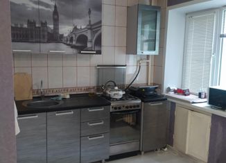 Сдаю в аренду двухкомнатную квартиру, 42 м2, Курск, Школьная улица, 5к15