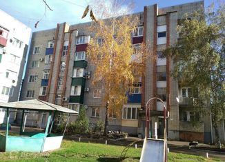 2-комнатная квартира на продажу, 50 м2, поселок Парковый, улица Гагарина, 1Б