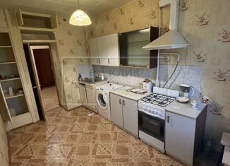 Продам двухкомнатную квартиру, 56.3 м2, Ростов, Октябрьская улица, 14