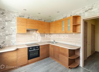 Продаю 2-ком. квартиру, 62 м2, село Домодедово, Высотная улица, 3