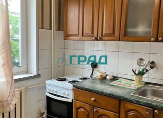 Продаю 2-ком. квартиру, 44 м2, Белово, Октябрьская улица, 29