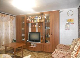 Продаю трехкомнатную квартиру, 48.2 м2, деревня Паново, Центральная улица, 1