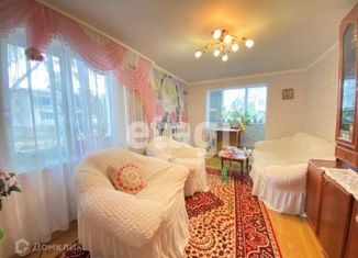 Продается 2-комнатная квартира, 45.7 м2, село Фрунзе, улица Гагарина, 8