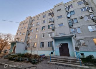 Продажа 4-комнатной квартиры, 83.7 м2, Элиста, улица Юрия Клыкова, 144, 2-й микрорайон
