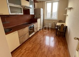 Продам 1-комнатную квартиру, 34 м2, Свердловская область, Шефская улица, 62