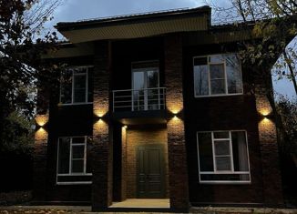 Продам дом, 200 м2, Краснодар, Интернациональный бульвар, 240, Интернациональный бульвар