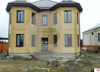 Продам дом, 200 м2, Адыгейск, Майкопская улица, 2