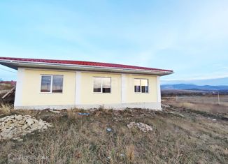 Продаю дом, 130 м2, село Пионерское, улица Тахта-Джами