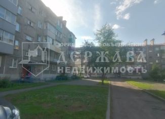Продам 2-комнатную квартиру, 46.8 м2, Междуреченск, улица Дзержинского, 4