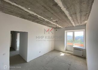 Продаю двухкомнатную квартиру, 64.2 м2, Саяногорск, микрорайон Ленинградский, 53