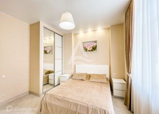 Продам двухкомнатную квартиру, 62 м2, поселок Семидворье, Судакское шоссе, 4А