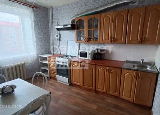 Продается трехкомнатная квартира, 83.6 м2, Называевск, улица Серова, 16