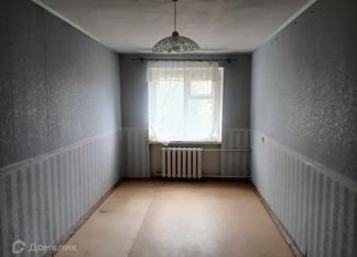 Продажа четырехкомнатной квартиры, 68.4 м2, Волхов, проспект Державина, 48