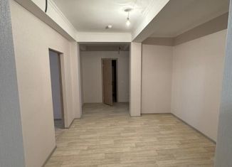 Четырехкомнатная квартира на продажу, 110 м2, Тюменская область, микрорайон Строителей, 4