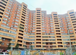 Продается двухкомнатная квартира, 59 м2, Дмитров, микрорайон имени К.А. Аверьянова, 25