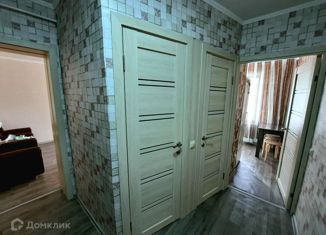 Продается двухкомнатная квартира, 44 м2, Темрюк, улица Ленина