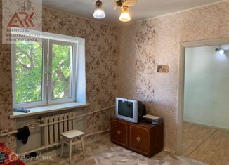 Продам 2-ком. квартиру, 36 м2, Феодосия, улица Пименова, 8