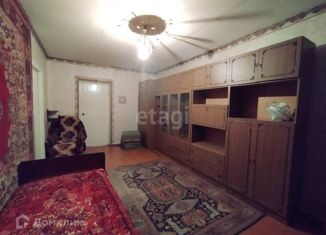 Продается трехкомнатная квартира, 62 м2, Балашов, улица Орджоникидзе, 3А