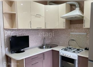 Продам 2-ком. квартиру, 44.8 м2, Вологда, Московская улица, 33, 6-й микрорайон