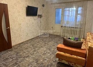 Продам 3-ком. квартиру, 68.5 м2, Астраханская область, улица Аксакова, 6к2